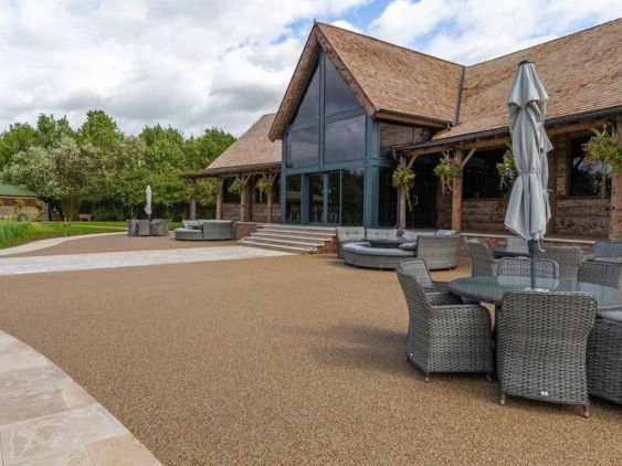 stone-patio-surfacing